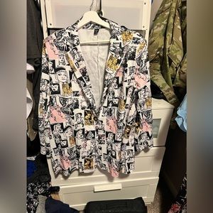 Artsy blazer with shoulder pads